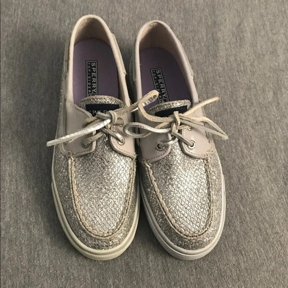 Silver Sperry’s - Picture 1 of 4